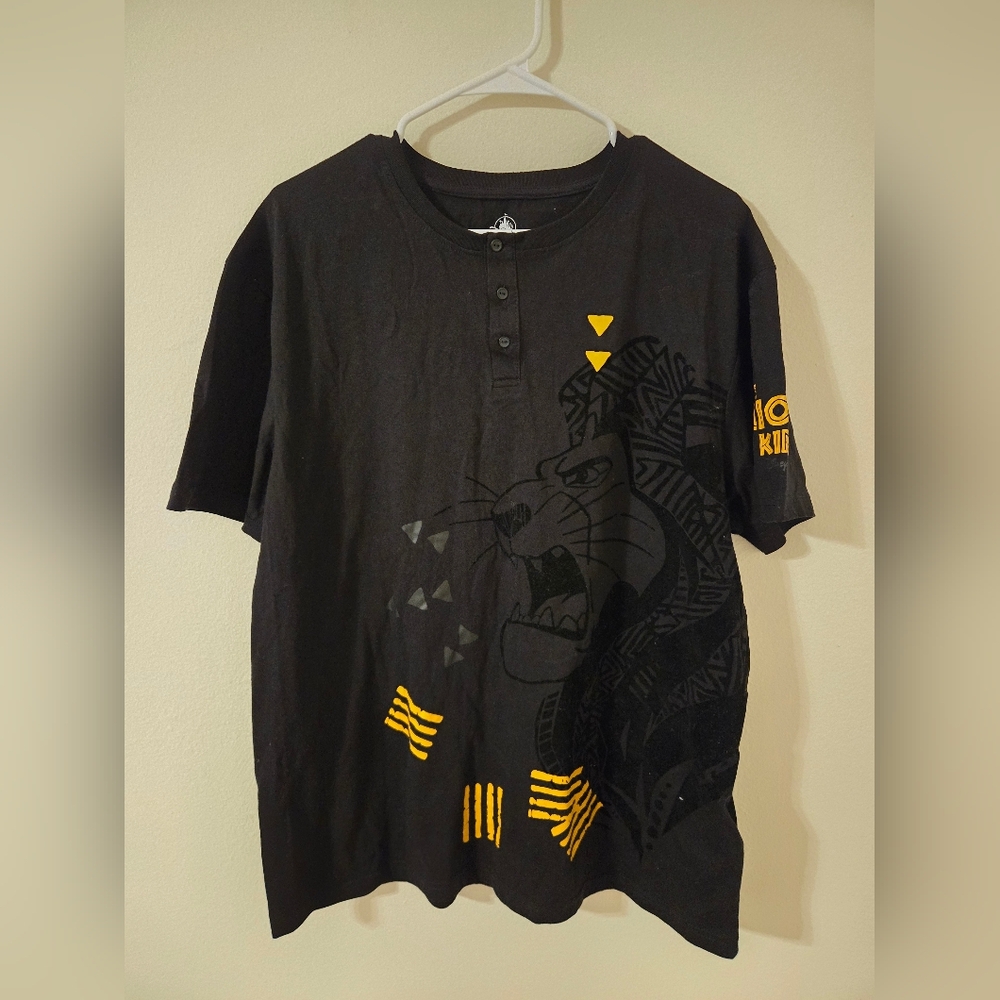 Disney Paris The Lion King Quarter Button up T-Shirt